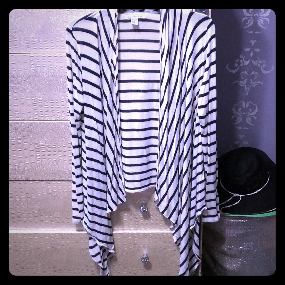 White and blue stripes